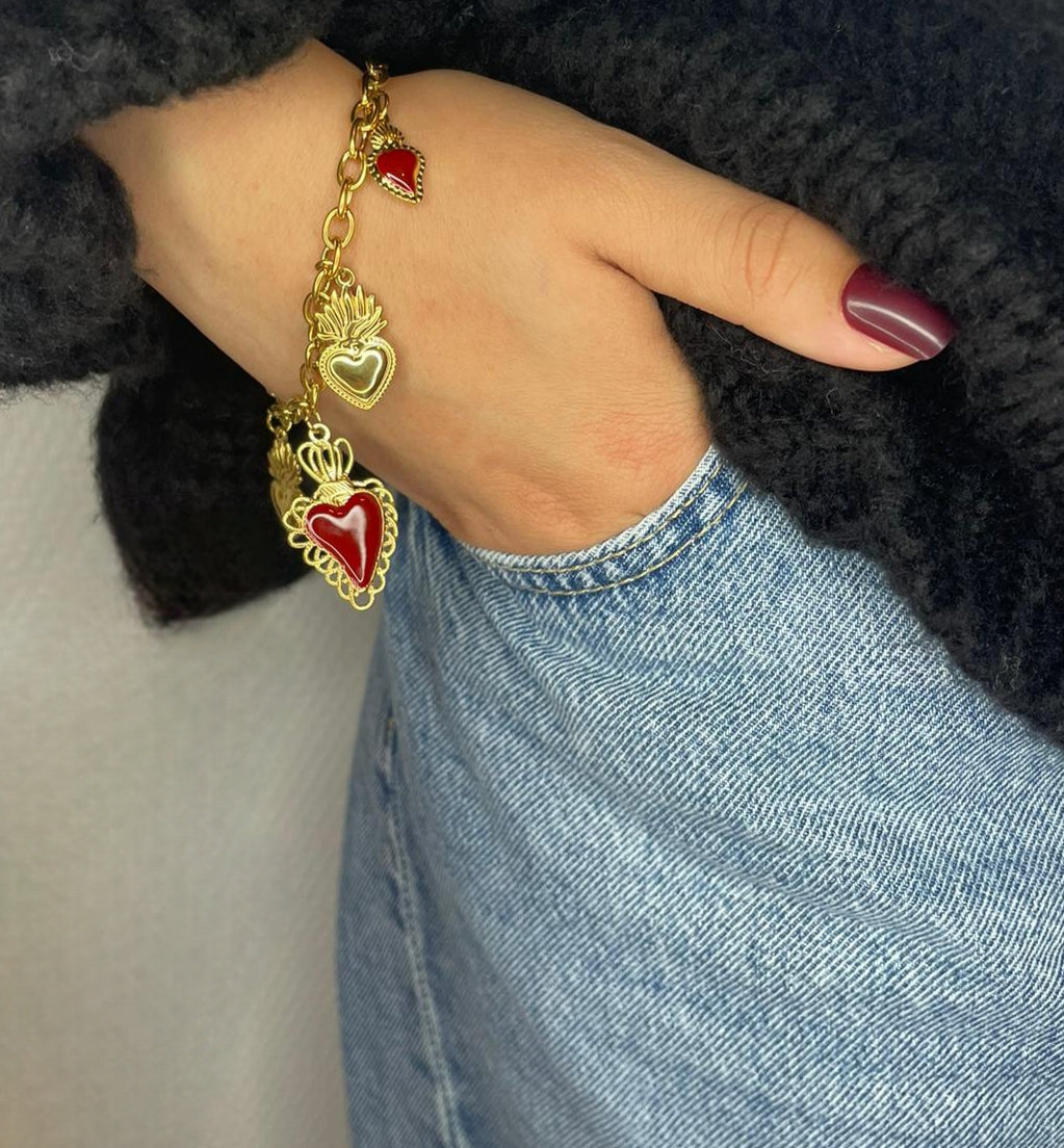 Bracelet Doré à Breloques Cœurs Sacrés Bordeaux- Acier Inoxydable