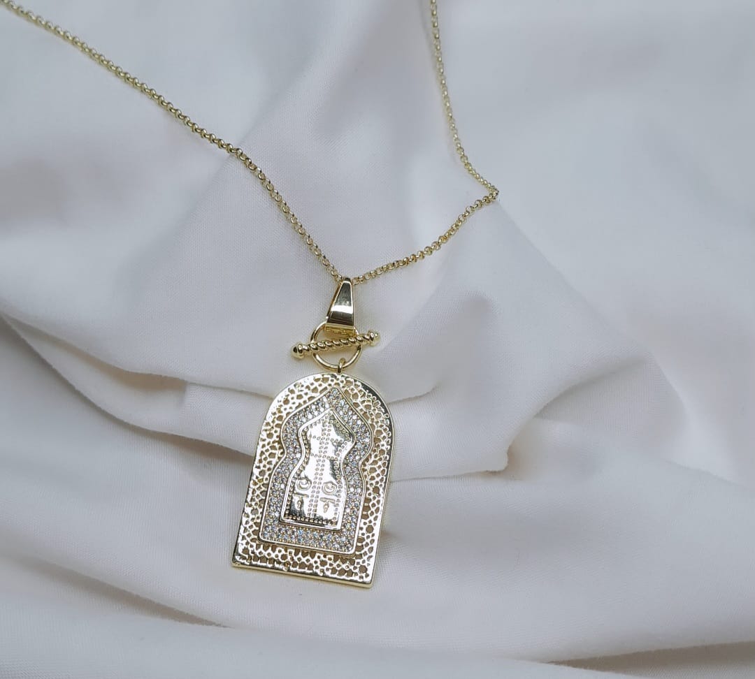 Collier doré Bab Mansour