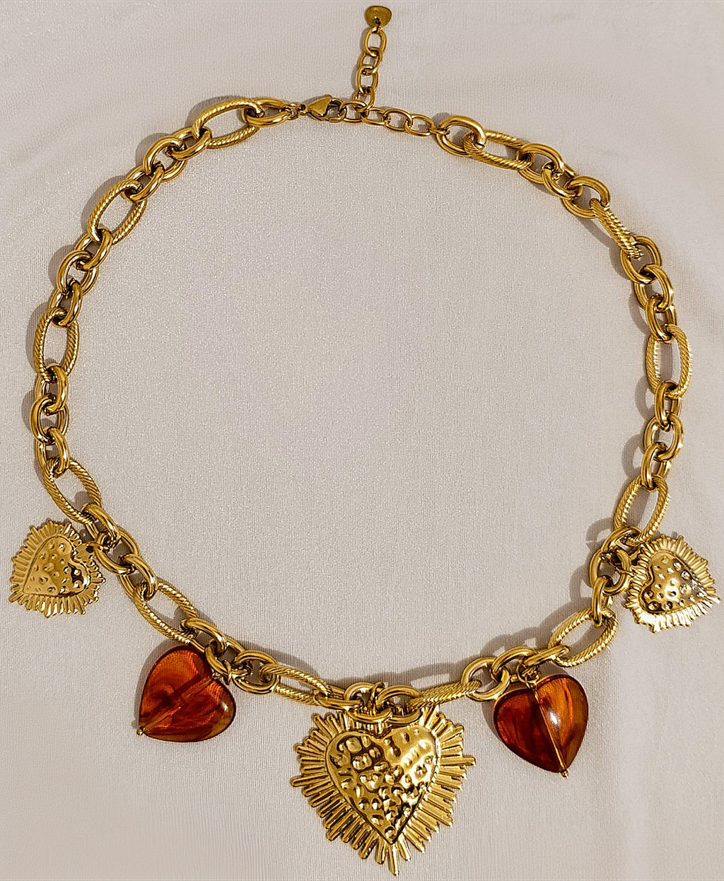 Collier Breloques Cœurs Sacrés Pierres Ambrées-Acier Inoxydable