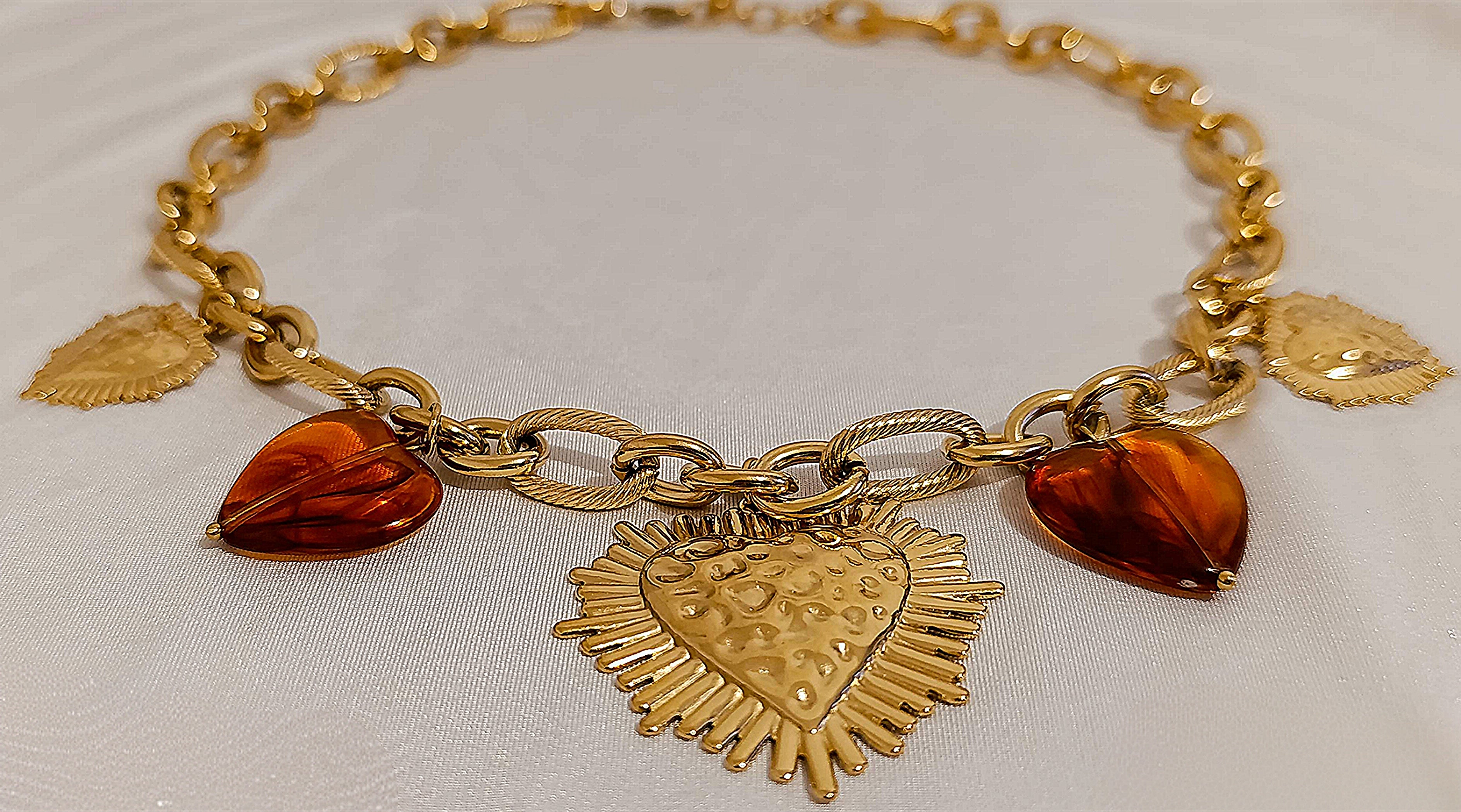 Collier Breloques Cœurs Sacrés Pierres Ambrées-Acier Inoxydable