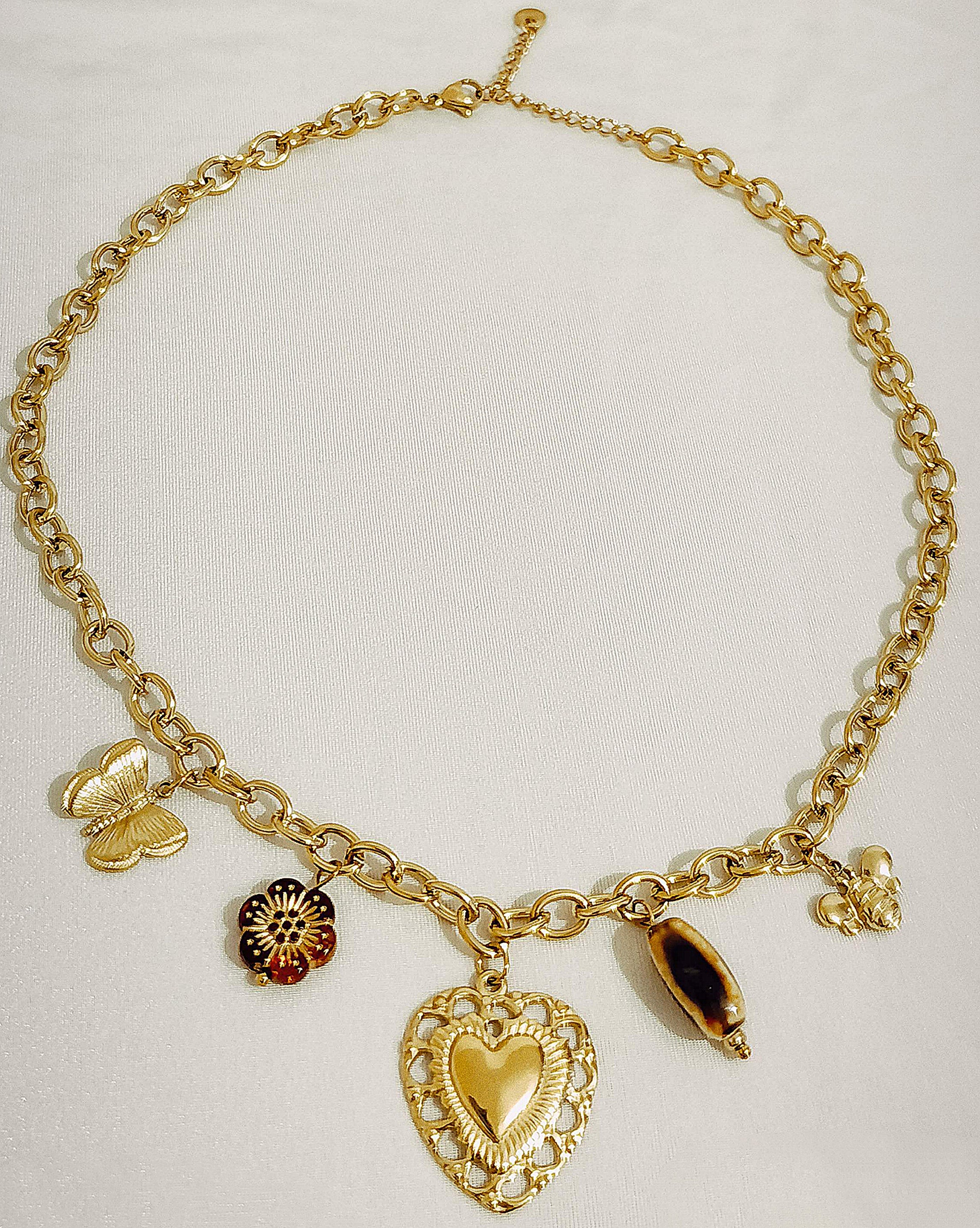 Collier Doré à Breloques Cœur Papillon Perle Léopard