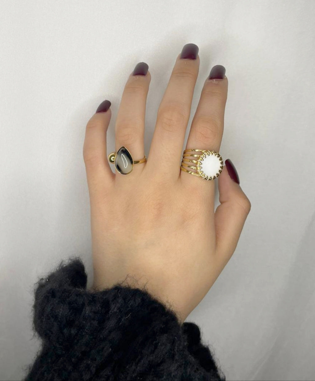 Bague Dorée Ajourée Pierre Blanche Ajustable- Acier Inoxydable